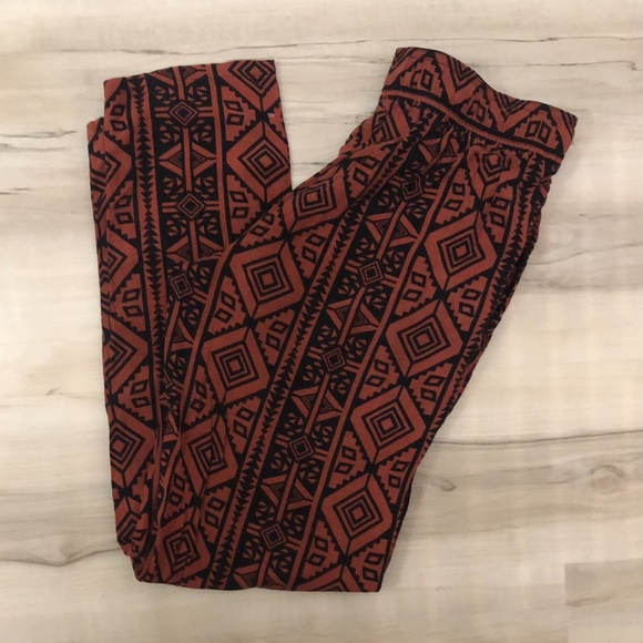 One of a kind tribal pants Rincón, PR. - Picture 3 of 3